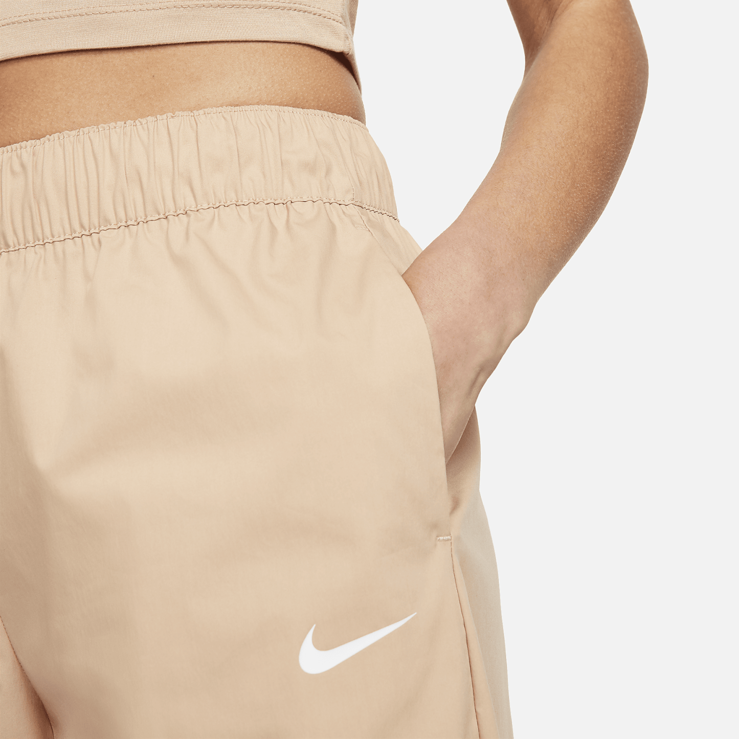 Sportswear Essential - Women's High-Rise Curve Pants