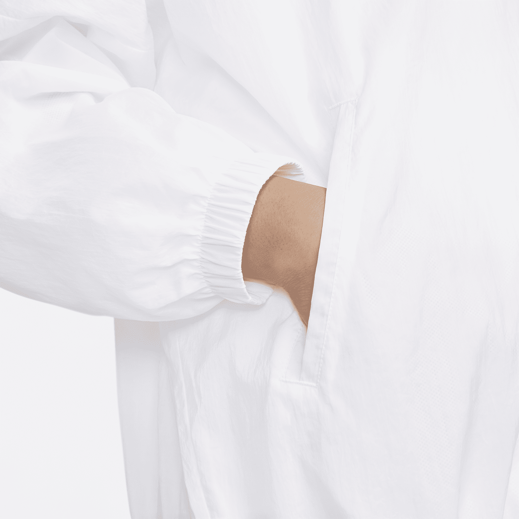 Sportswear Essential - Women's Woven Jacket