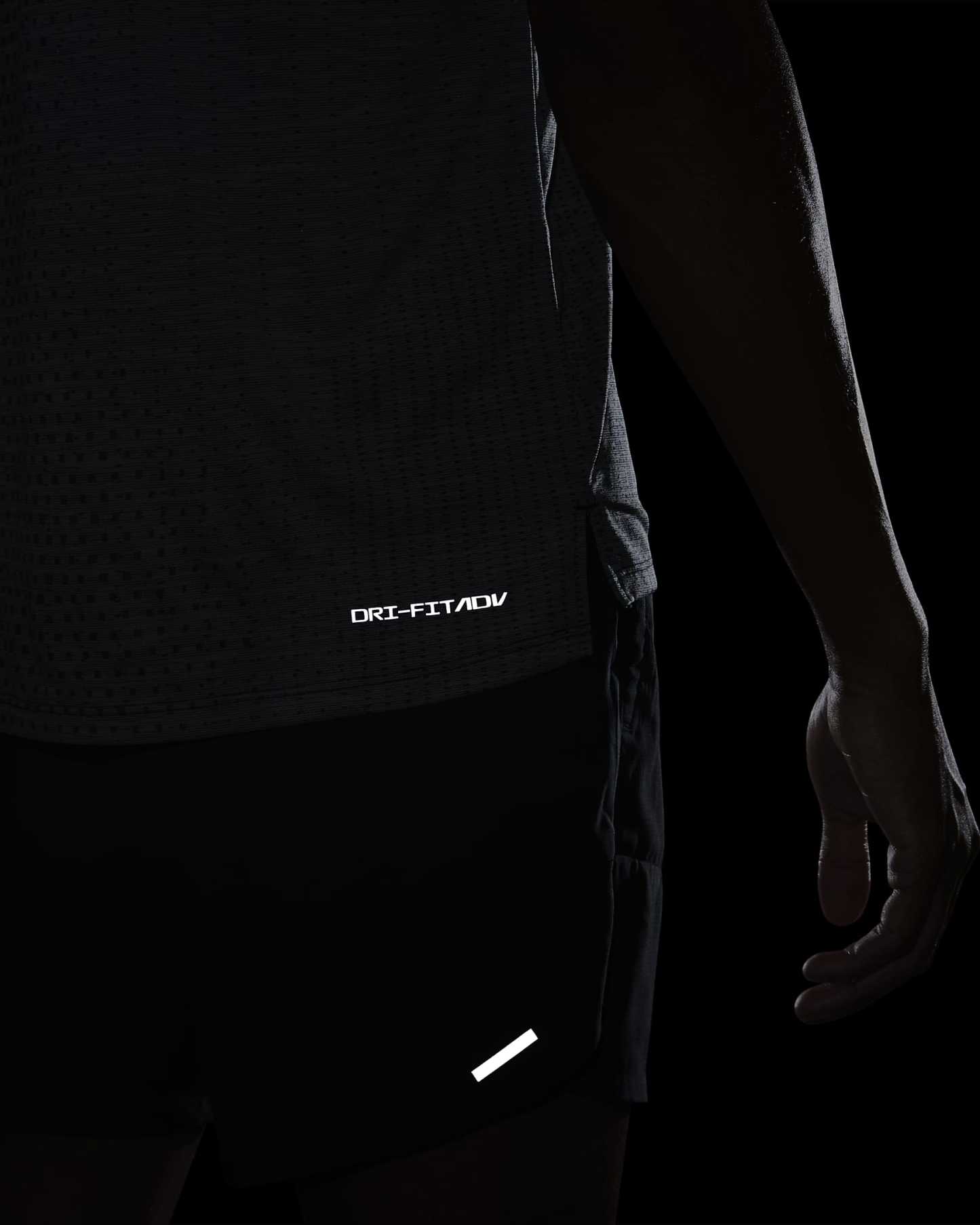 Men's Dri-FIT ADV Short-Sleeve Running Top