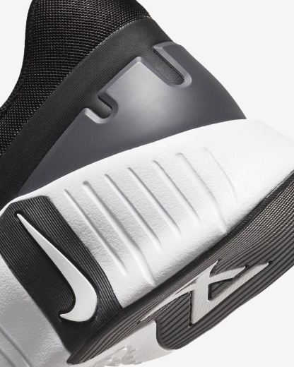 Men's Training Shoes