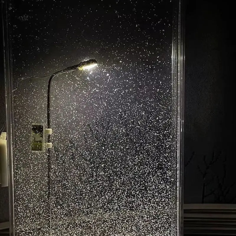 Nostalgic Snowy Night Lamp