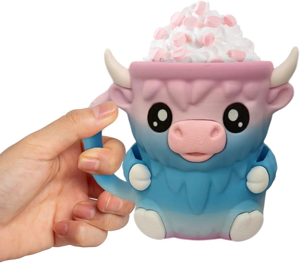 Highland Cow Ice Pint Holder, Cute Cow Ice Cream Pint Holder, Anti-Freeze Hands Ice Cream Sundae with Spoon Slot, Secret Snack Drawer, Reusable Ice Cream, Gift (Pink-1 with Spoons)