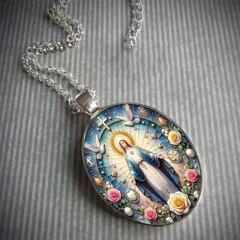 Christmas Nativity Pendant