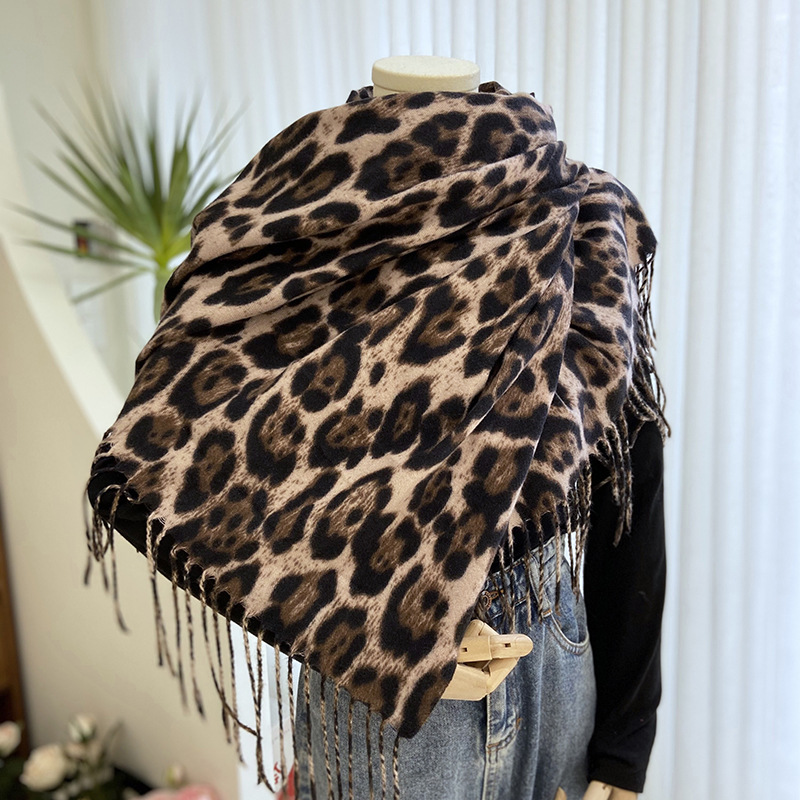 Women Leopard Print Scarf