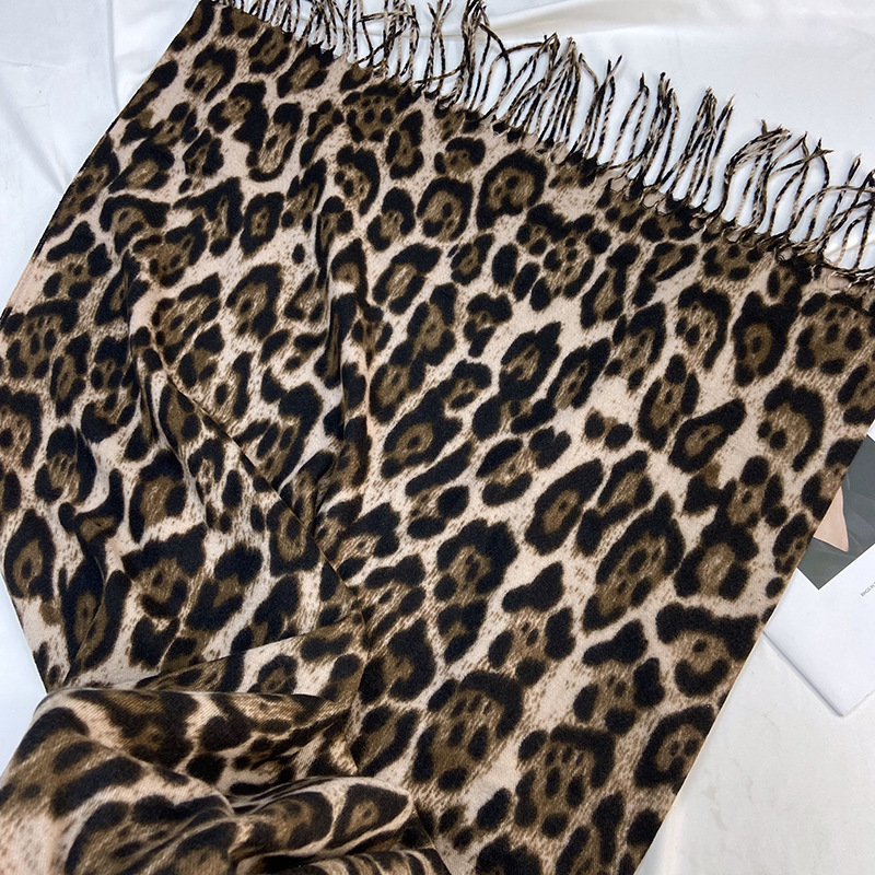 Women Leopard Print Scarf