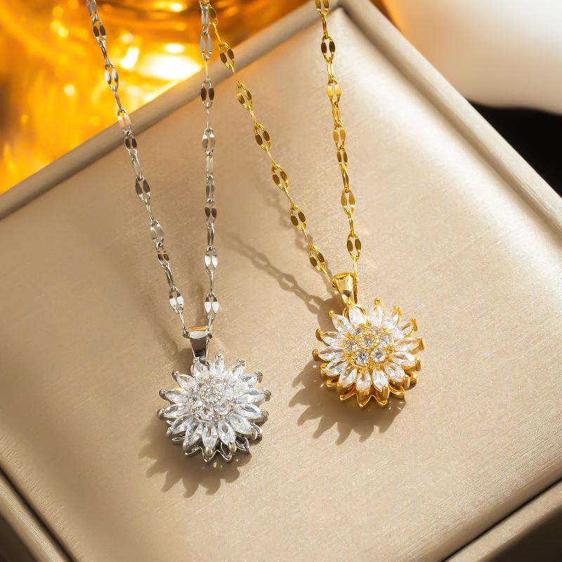 Rotatable Sunflower Necklaces For Women 2025 Fashion Jewelry Accessories Chain Choker