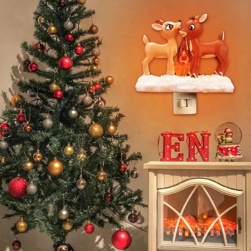 Reindeer Night Light with Flickering Flame – LED Faux Campfire Lamp for Christmas & Halloween Decor, Warm White Twinkling Nightlight for Bedroom, Living Room – Plug in Holiday Home Decoration