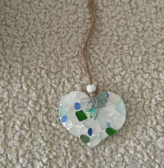 🔥Hot Sale 49% OFF-Small Sea Glass Mosaic Hanging Heart