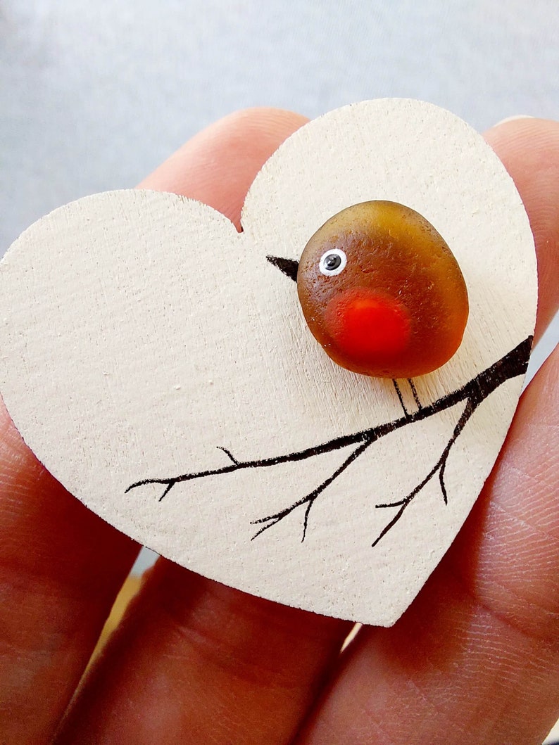 Sea Glass Robin Heart Decoration - Beach Glass Ornament on a Mini Wooden Heart, Gift Tag Idea, Sentimental Gift, Bereavement Gift