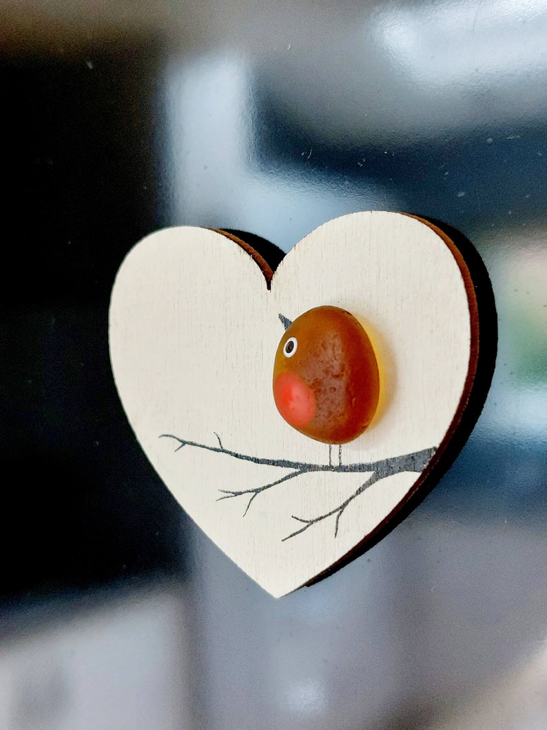 Sea Glass Robin Heart Decoration - Beach Glass Ornament on a Mini Wooden Heart, Gift Tag Idea, Sentimental Gift, Bereavement Gift