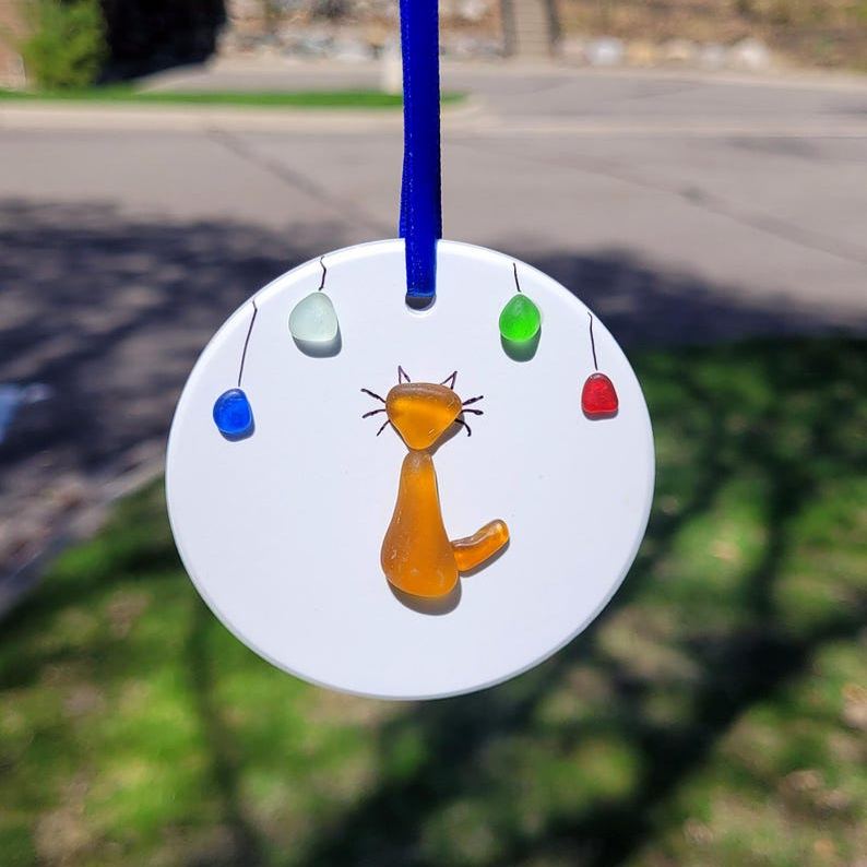 Genuine Amber Orange Seaglass Cat & Seaglass Holiday Lights Ornament/Seaglass Ornament/Seaglass Cat Ornament/Cat Pebble Art/Seaglass Cat Art