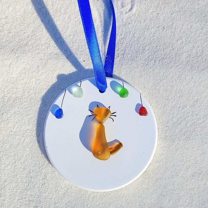 Genuine Amber Orange Seaglass Cat & Seaglass Holiday Lights Ornament/Seaglass Ornament/Seaglass Cat Ornament/Cat Pebble Art/Seaglass Cat Art