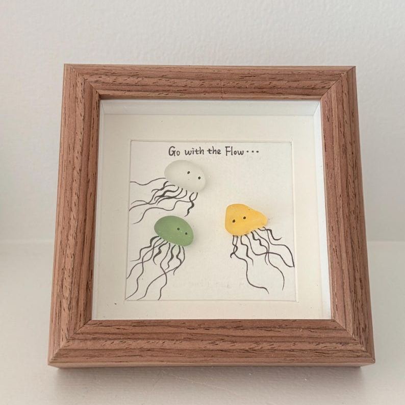 Sea Glass Art Jellyfish, Personalized Best Friend Gift, Framed Pebble Art, Coastal Home Decor, Beach Theme Birthday Gift for Her