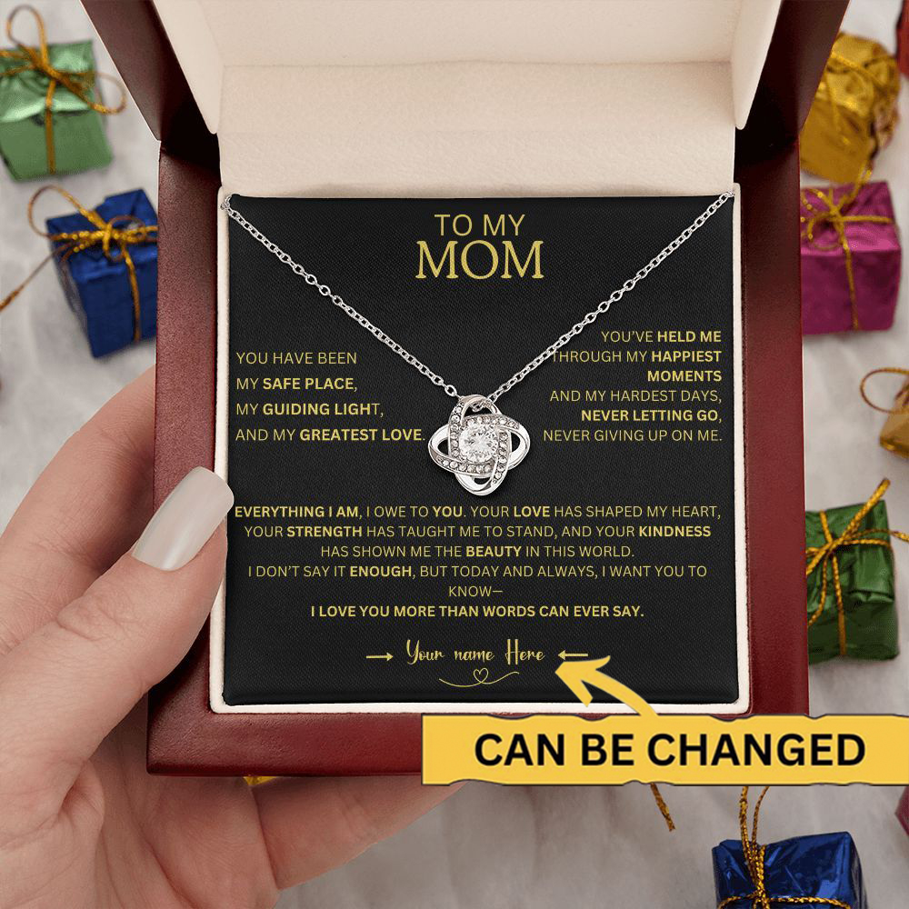 A Mother's Love, Forever Cherished – Elegant Knot Necklace