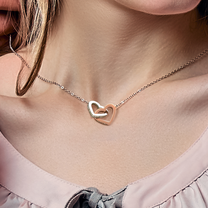 To My Granddaughter – Interlocking Hearts Necklace (GD114)