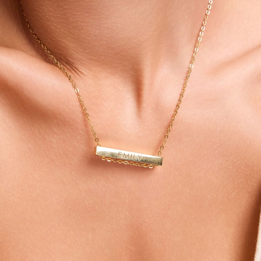 Name Bar Necklace - Heart of The Family