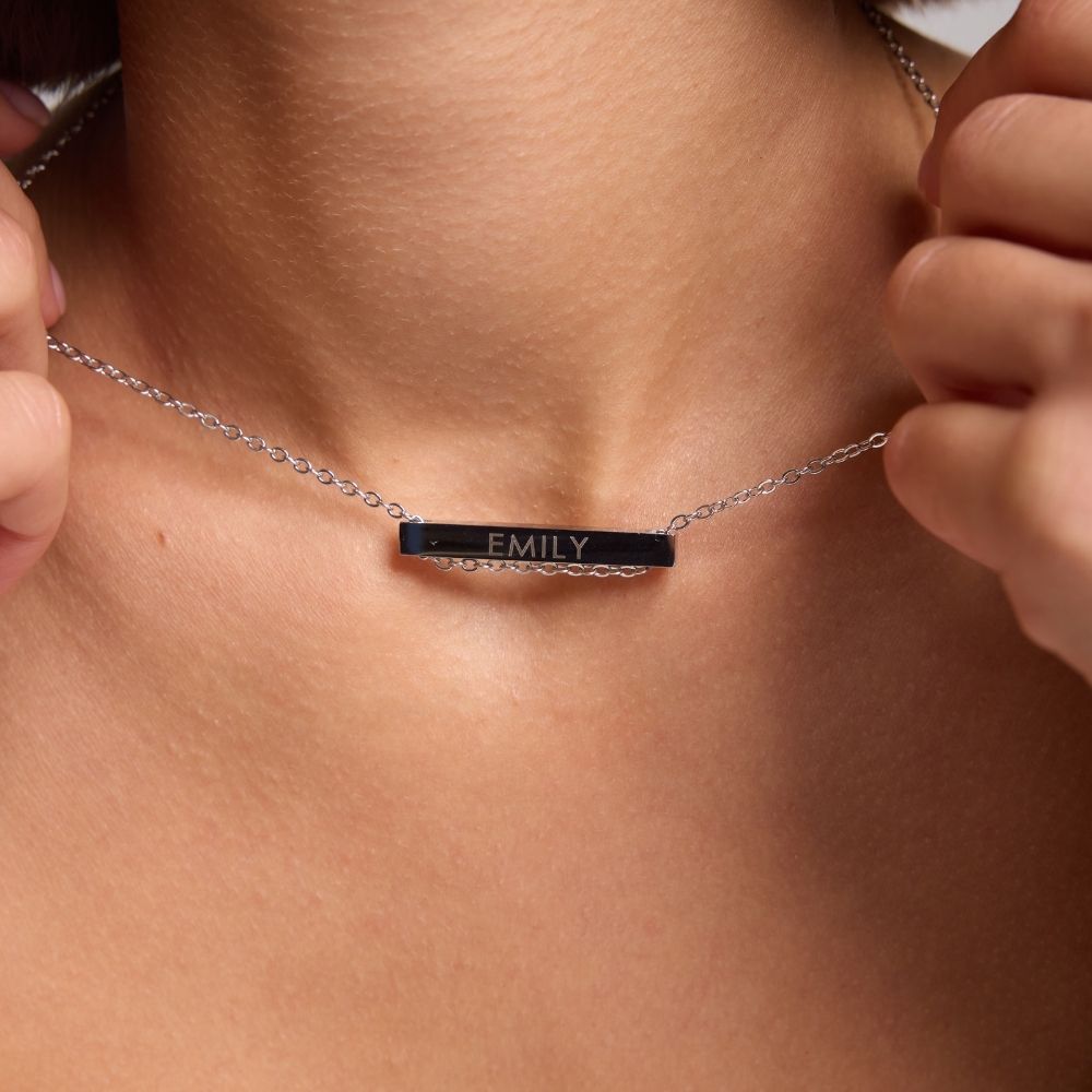 Name Bar Necklace - Heart of The Family