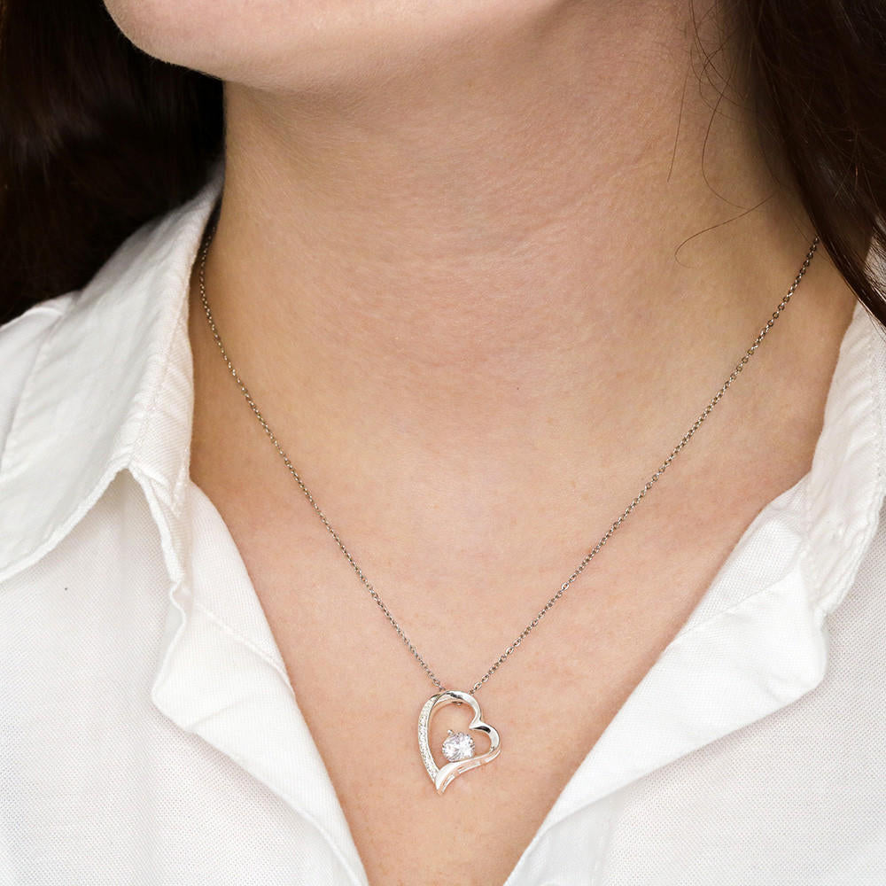 A Token of My Love, Mom – Necklace & Heartfelt Message in Gift Box