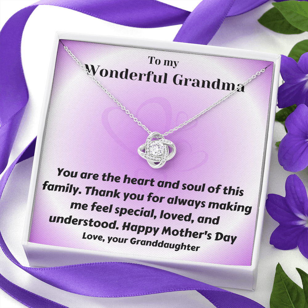 Wonderful Grandma Love Necklace