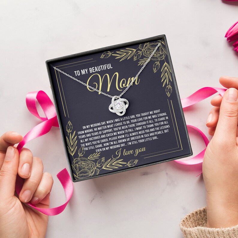 To My Beautiful Mom-Love Knot Necklace