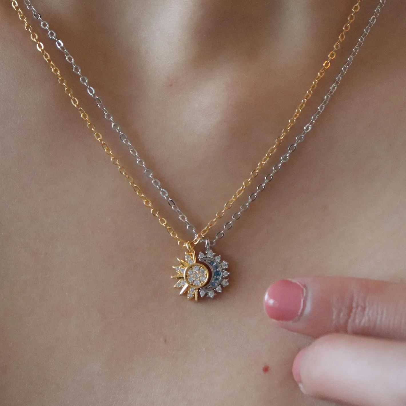 SUN AND MOON NECKLACE SET