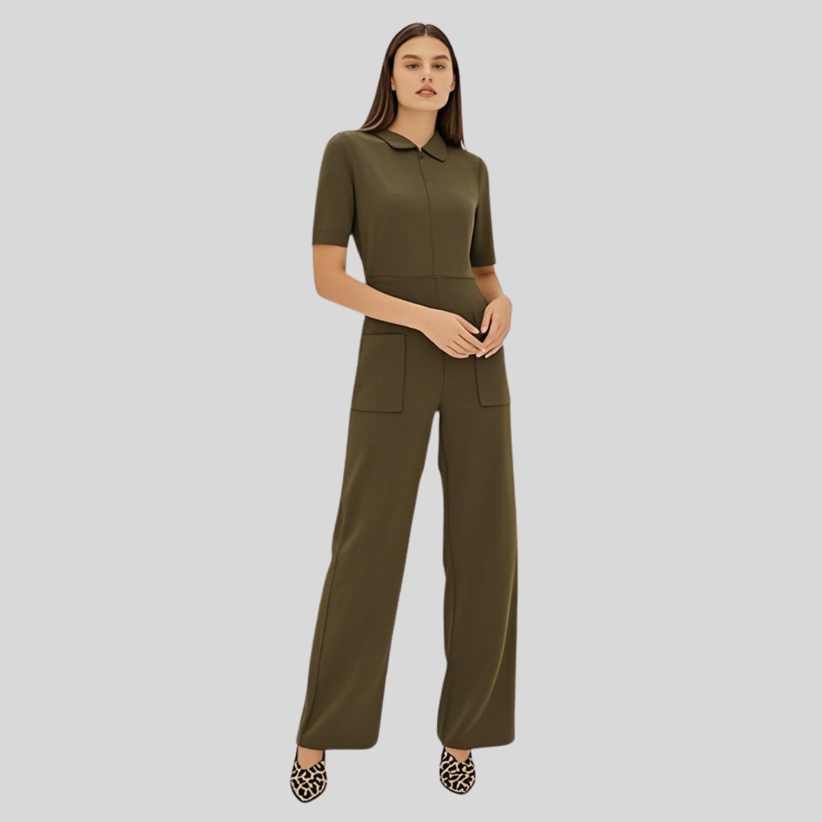 Professional and Fashionable Scrub Jumpsuit with Pockets for Female Nurse