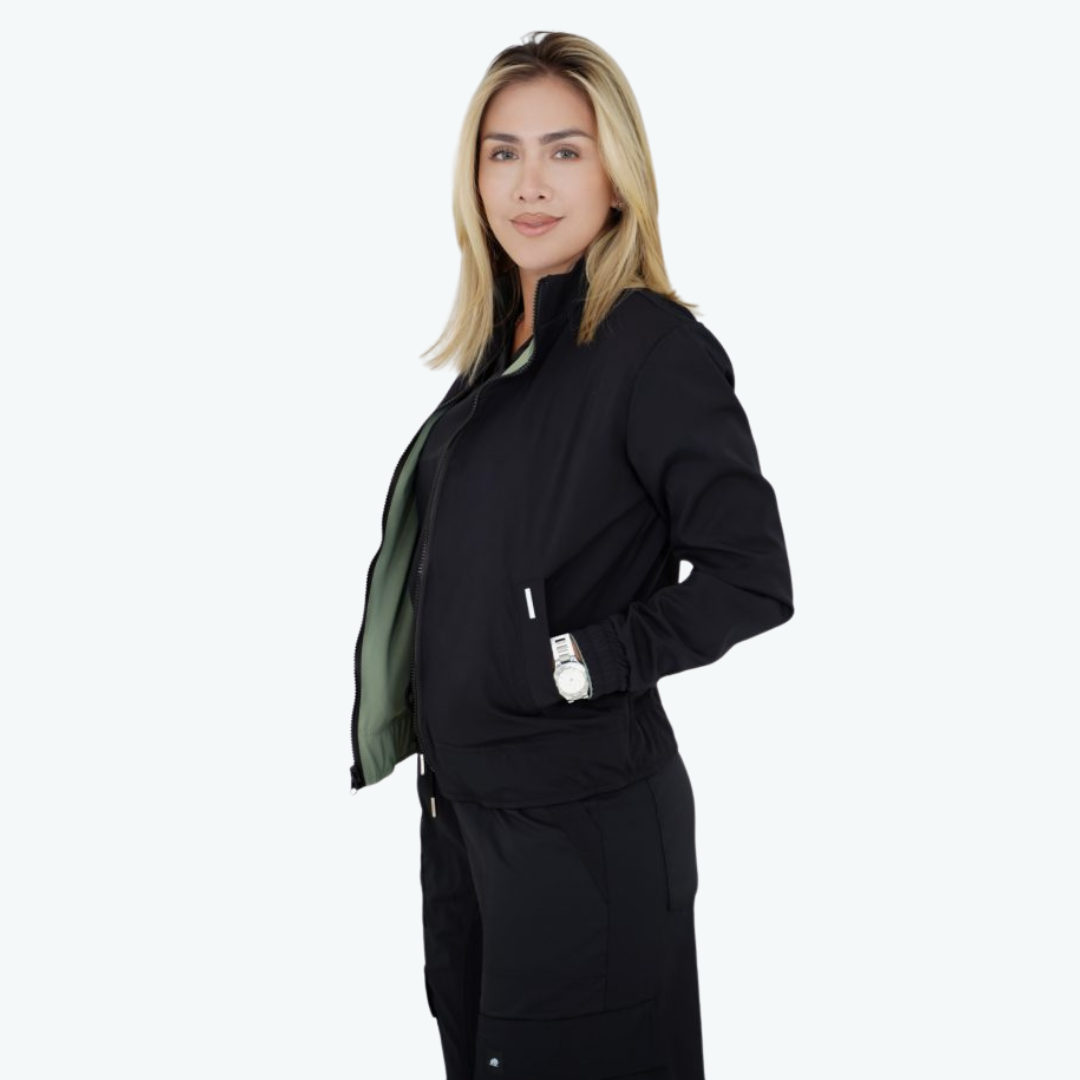 Women's Two Pockets Scrub Jacket