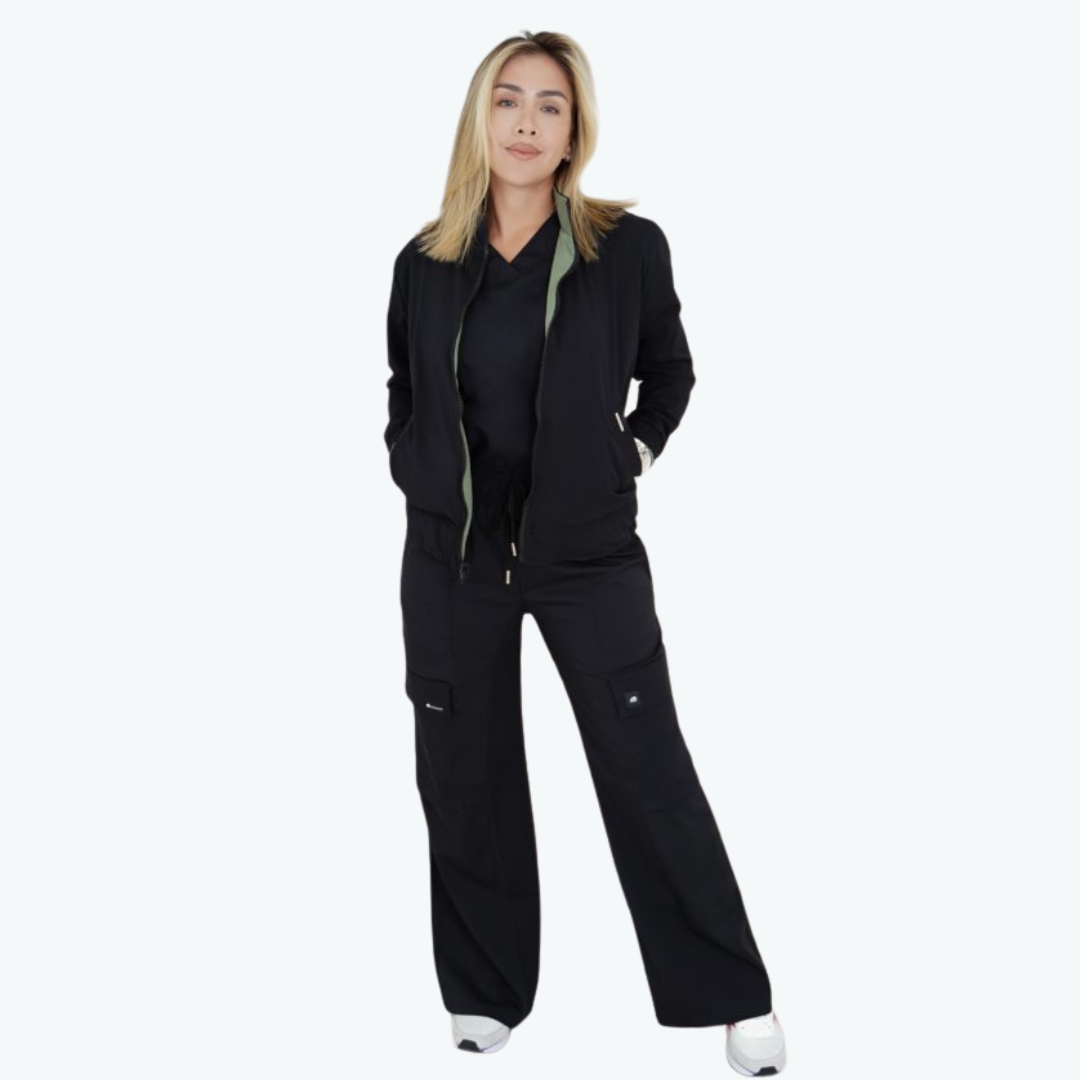 Women's Two Pockets Scrub Jacket