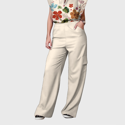 Women's Cargo Scrub Pants with Stylish Tailoring Details