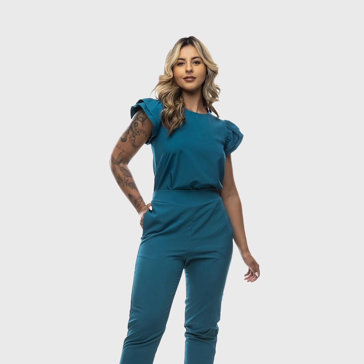 Women's Round Neck Ruffle Sleeve Scrub Top™