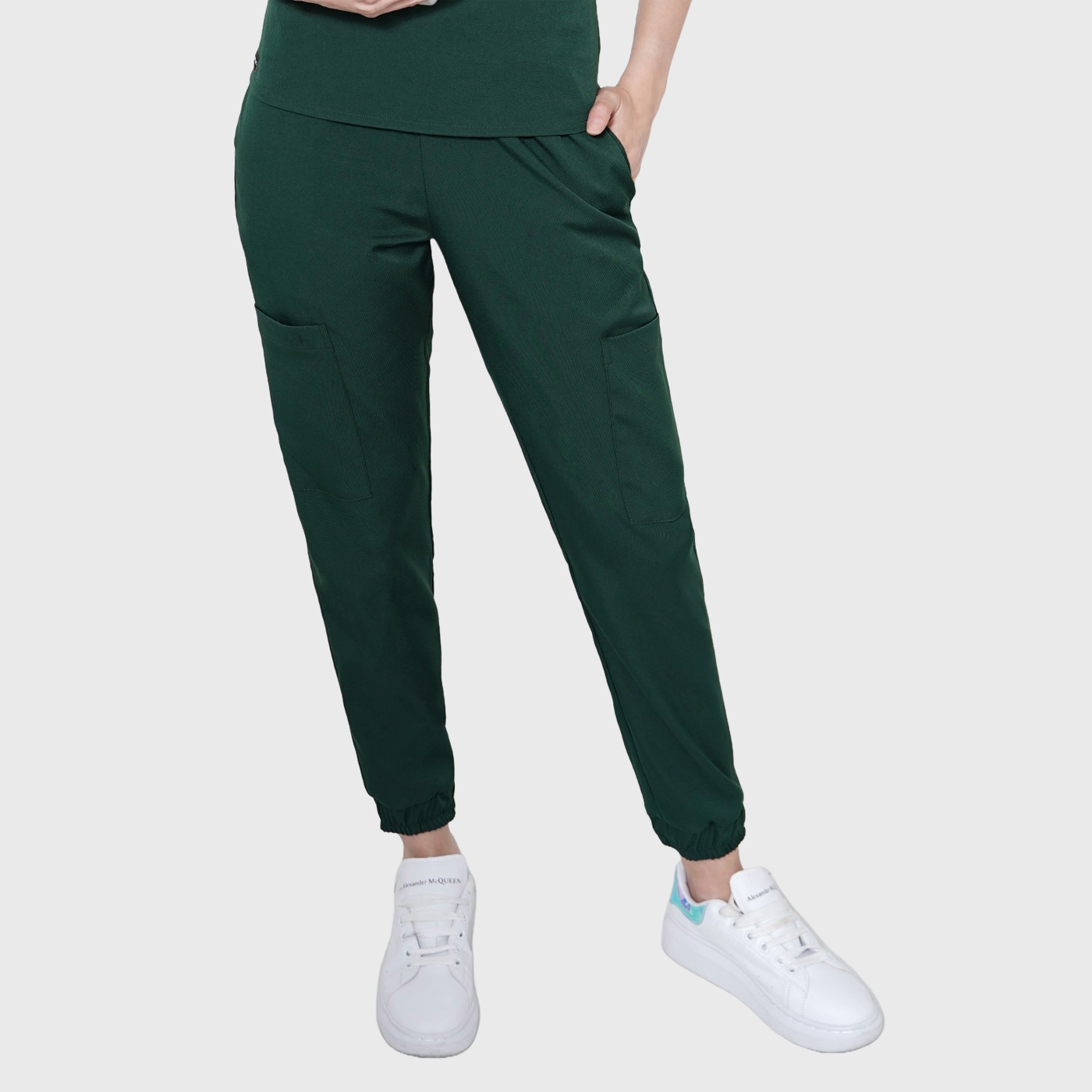 Women's Elastic Waistband Multiple Pockets Scrub Pants