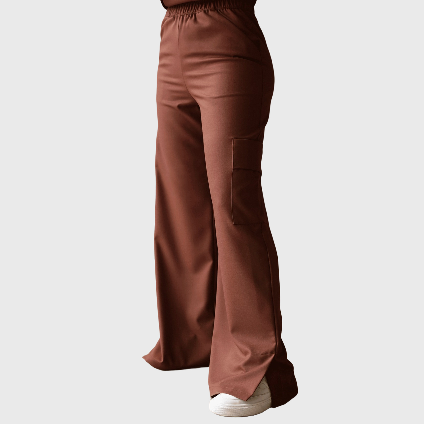 Women's Cargo Scrub Pants with Stylish Tailoring Details™