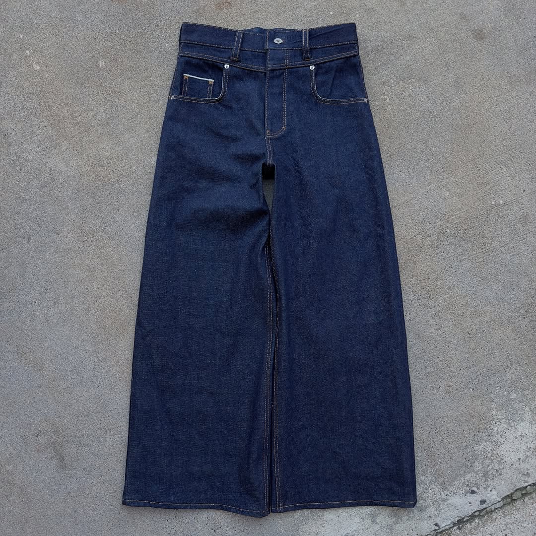 【Preorder】13oz Japanese Indigo Back Button Jeans