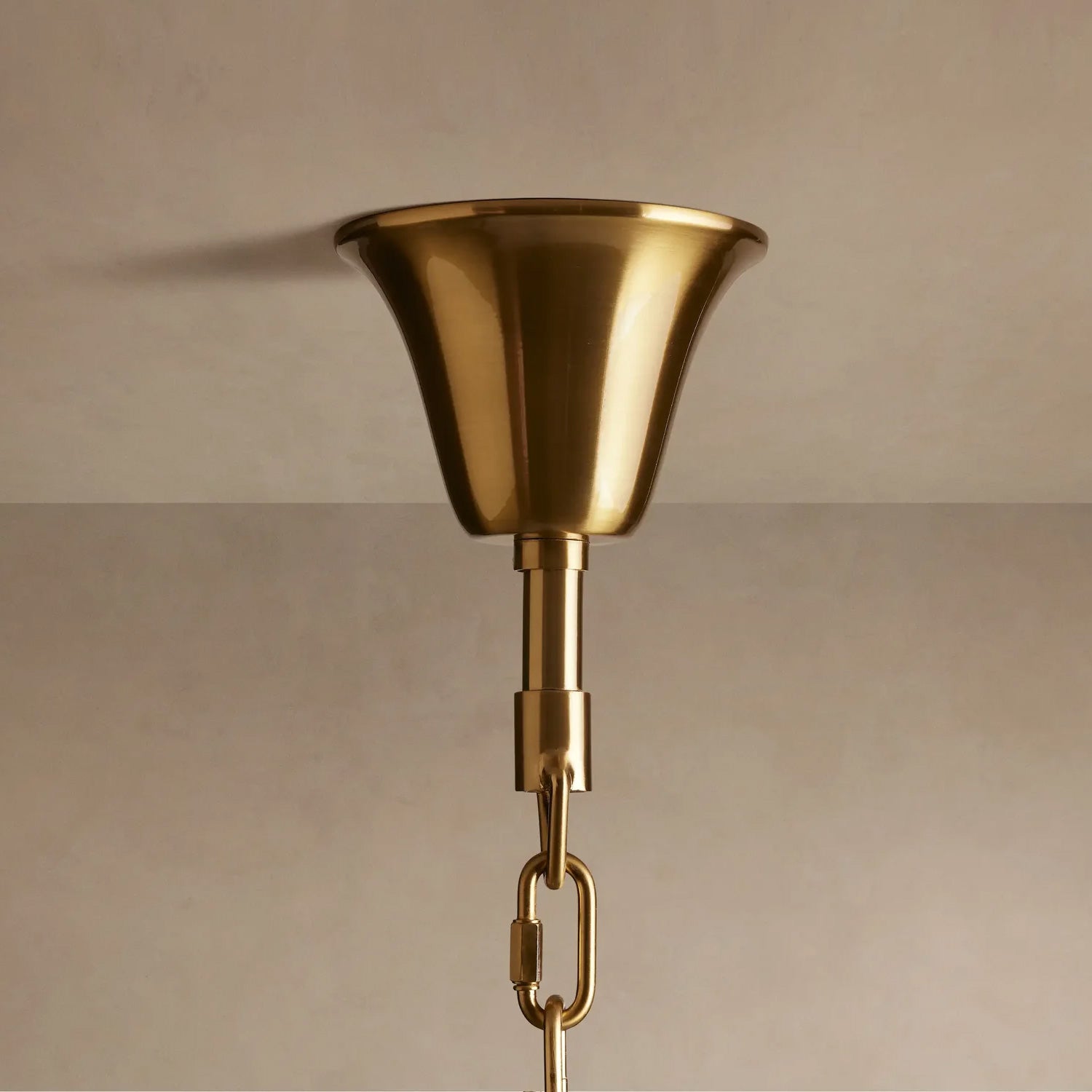 Modern Amaya Round Chandelier