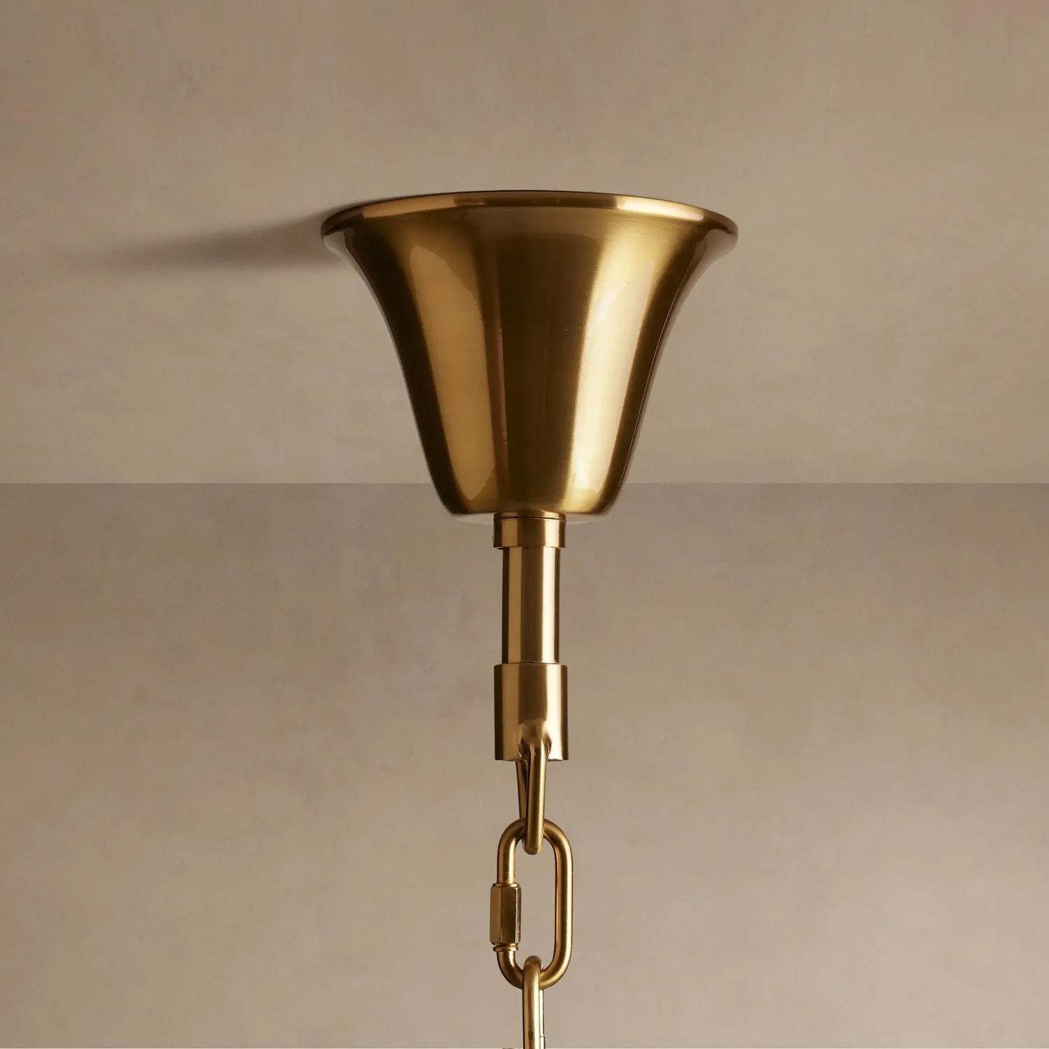 Modern Amaya Round Chandelier