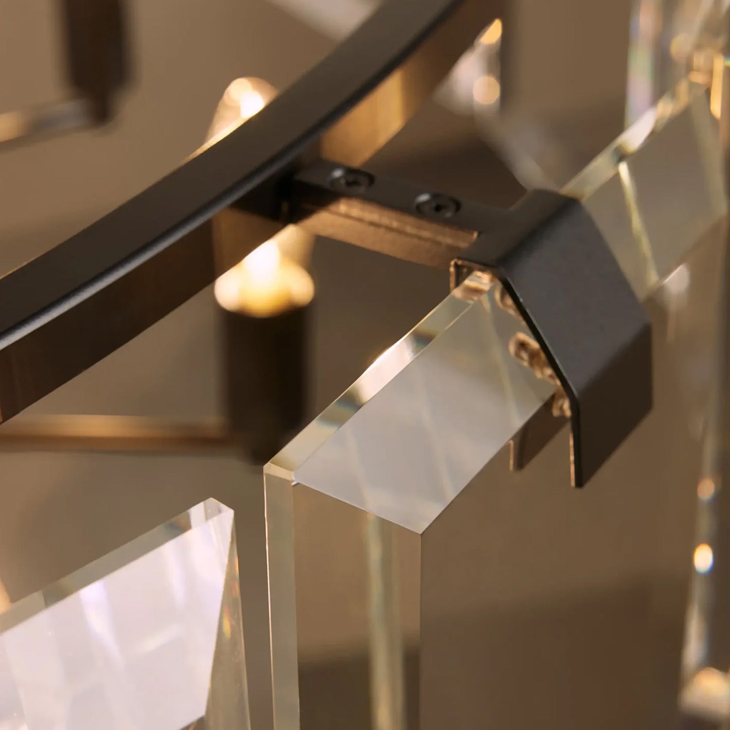 Modern Amaya Round Chandelier