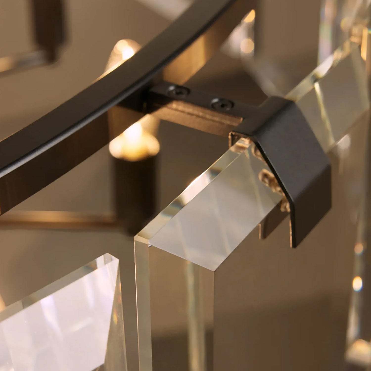 Modern Amaya Round Chandelier