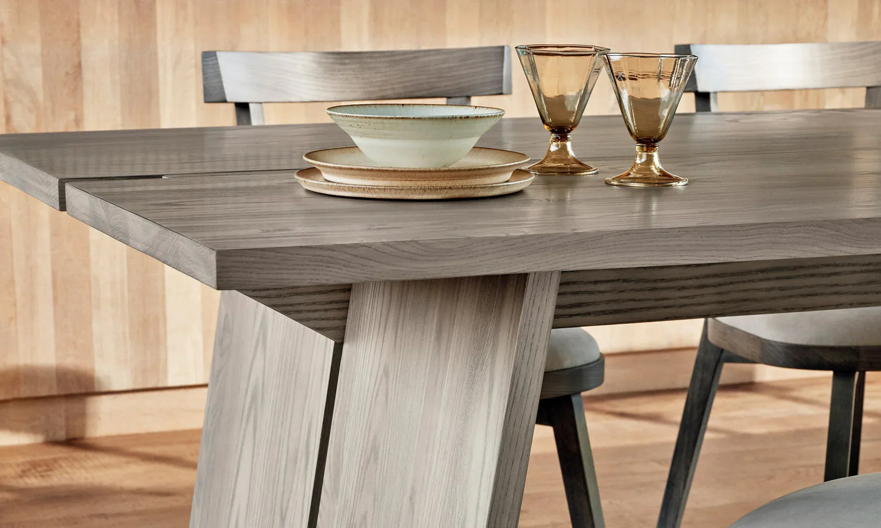 Carlisy Wood Dining Table-Fullstarlighting