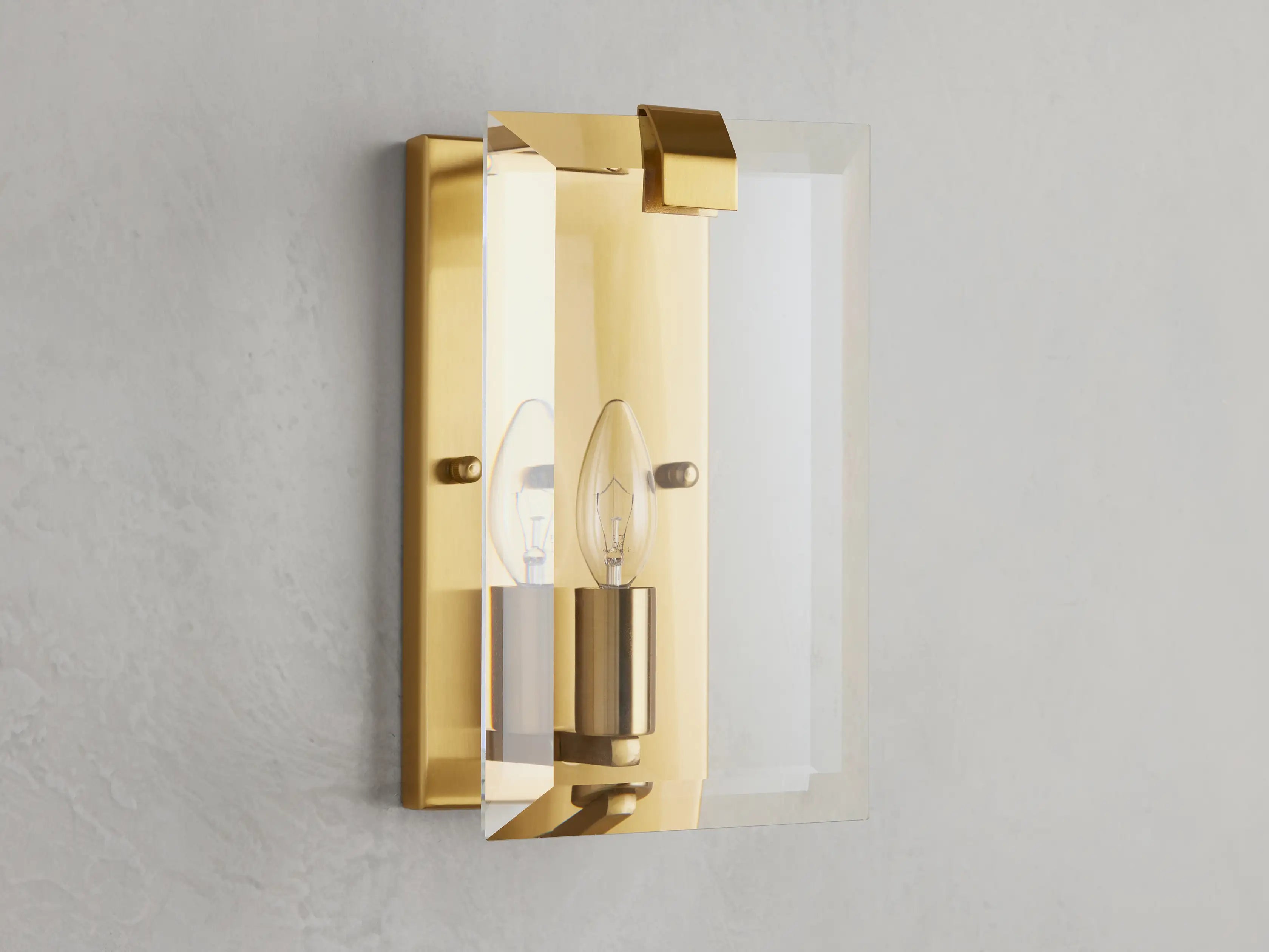 Modern Amaya Sconce-Fullstarlighting