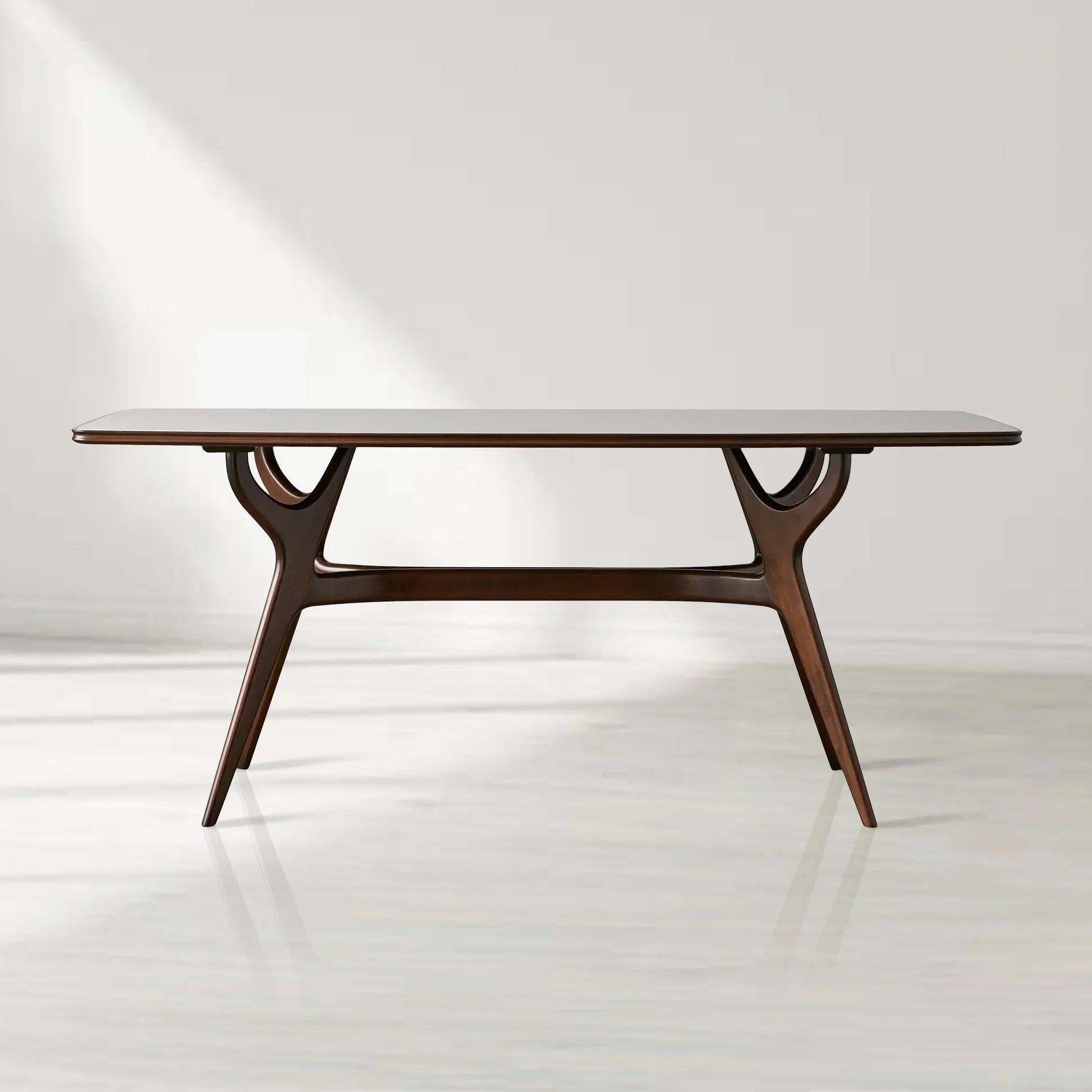 Ambra Dining Table