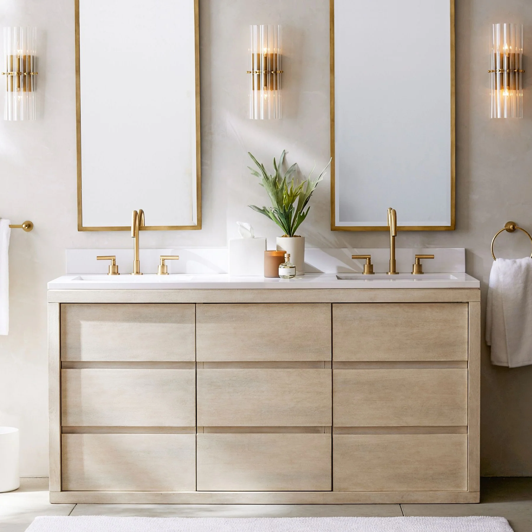 Molly Crystal Wall Sconce-Fullstarlighting