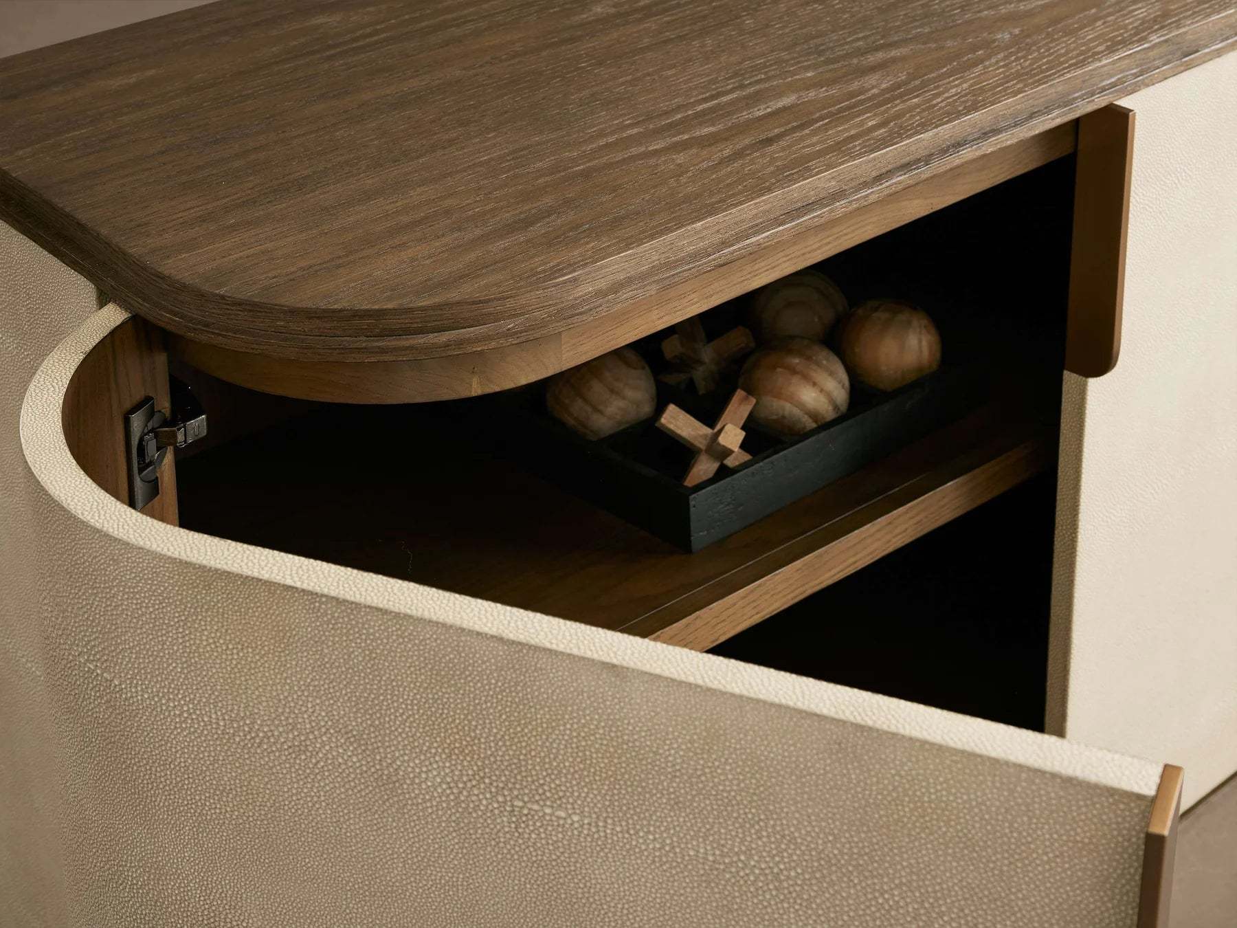 Harrow Media Console-Fullstarlighting