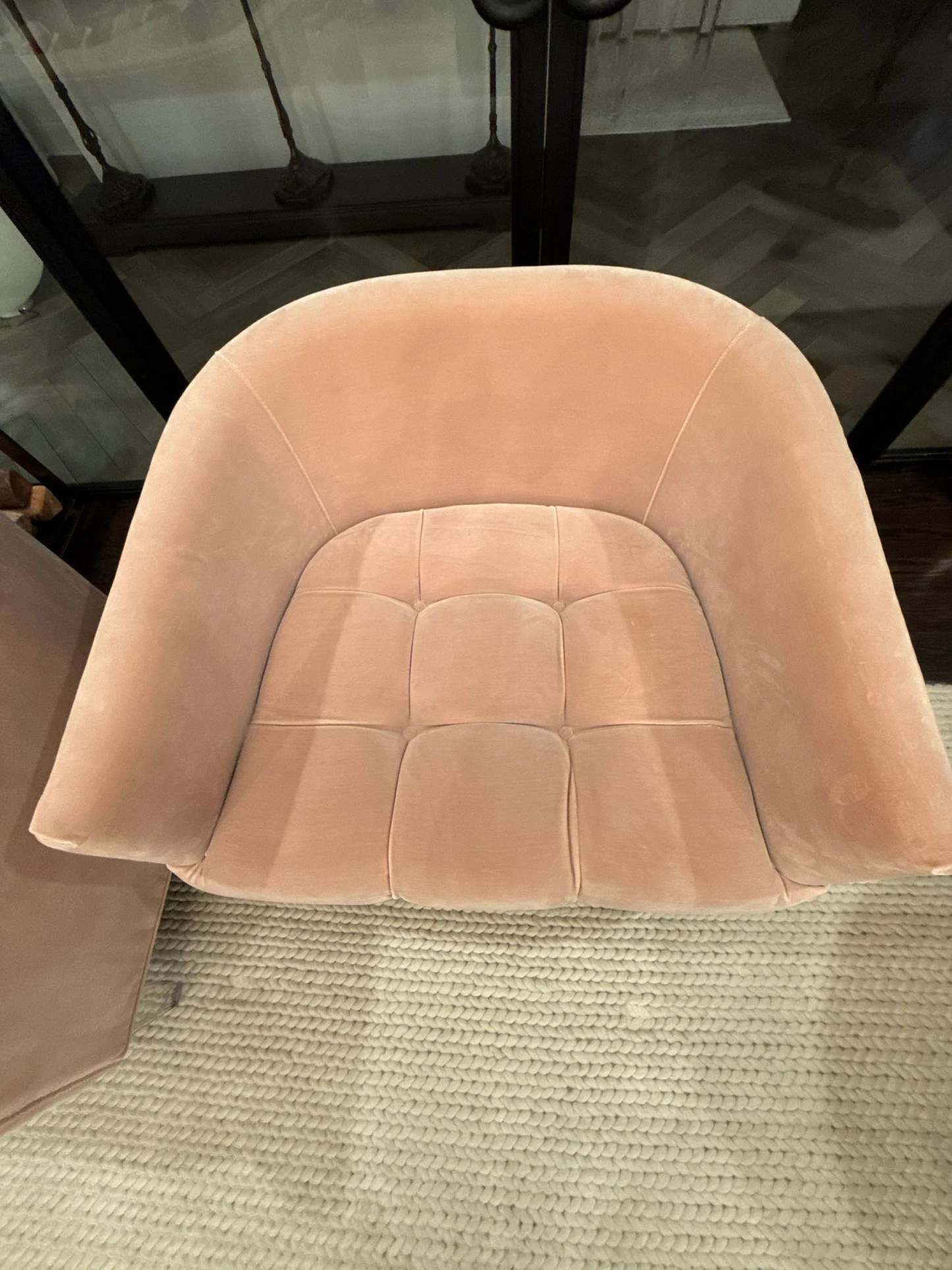 Kalar Arm Chair Pink-Fullstarlighting