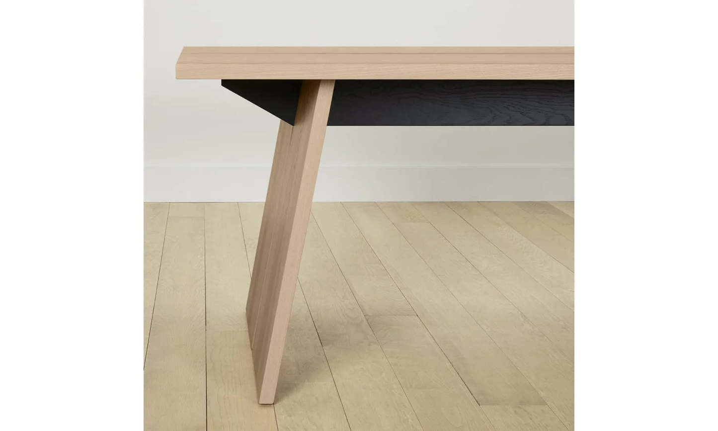 Carlisy Wood Dining Table-Fullstarlighting