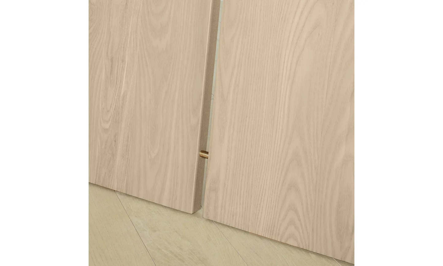 Carlisy Wood Dining Table