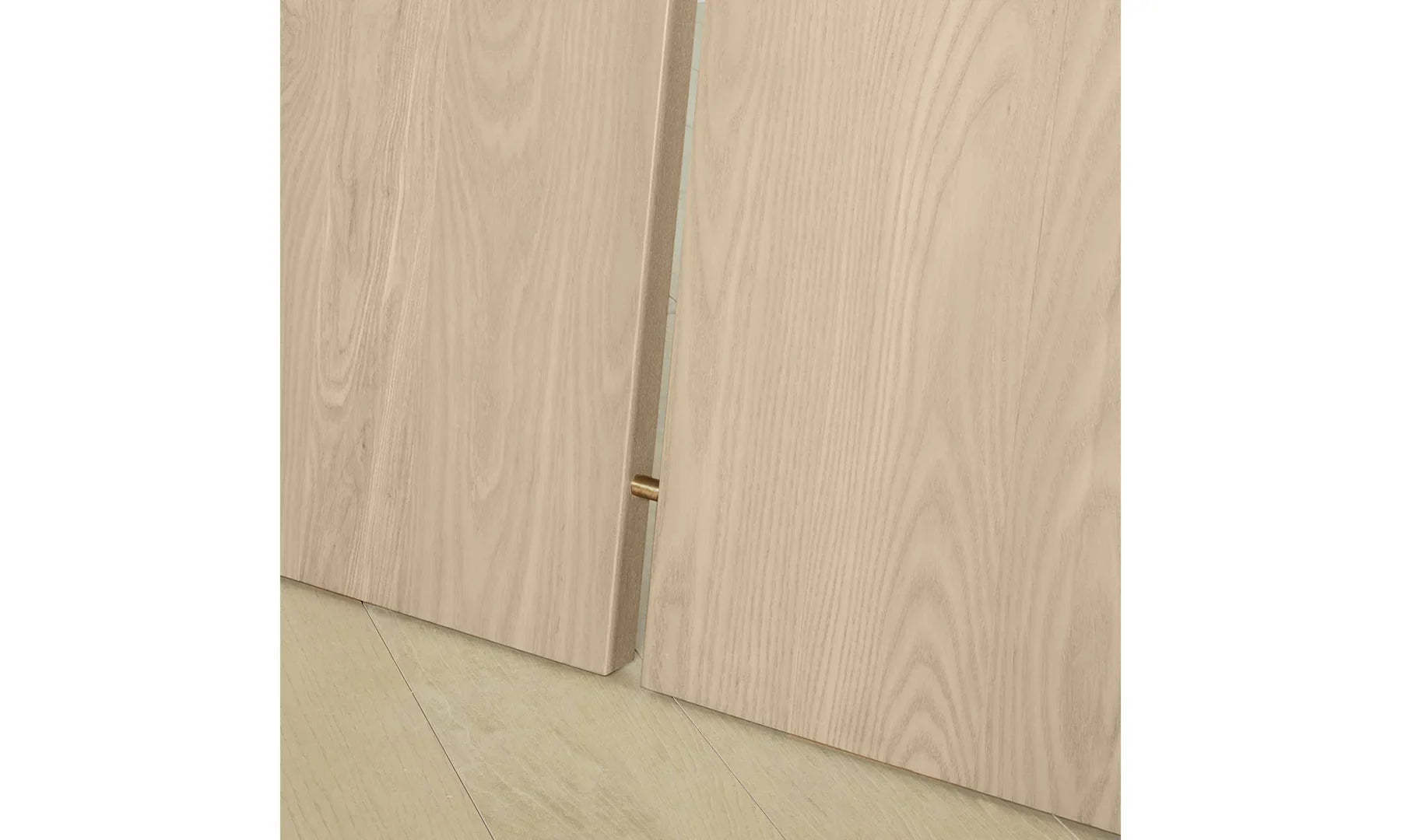 Carlisy Wood Dining Table