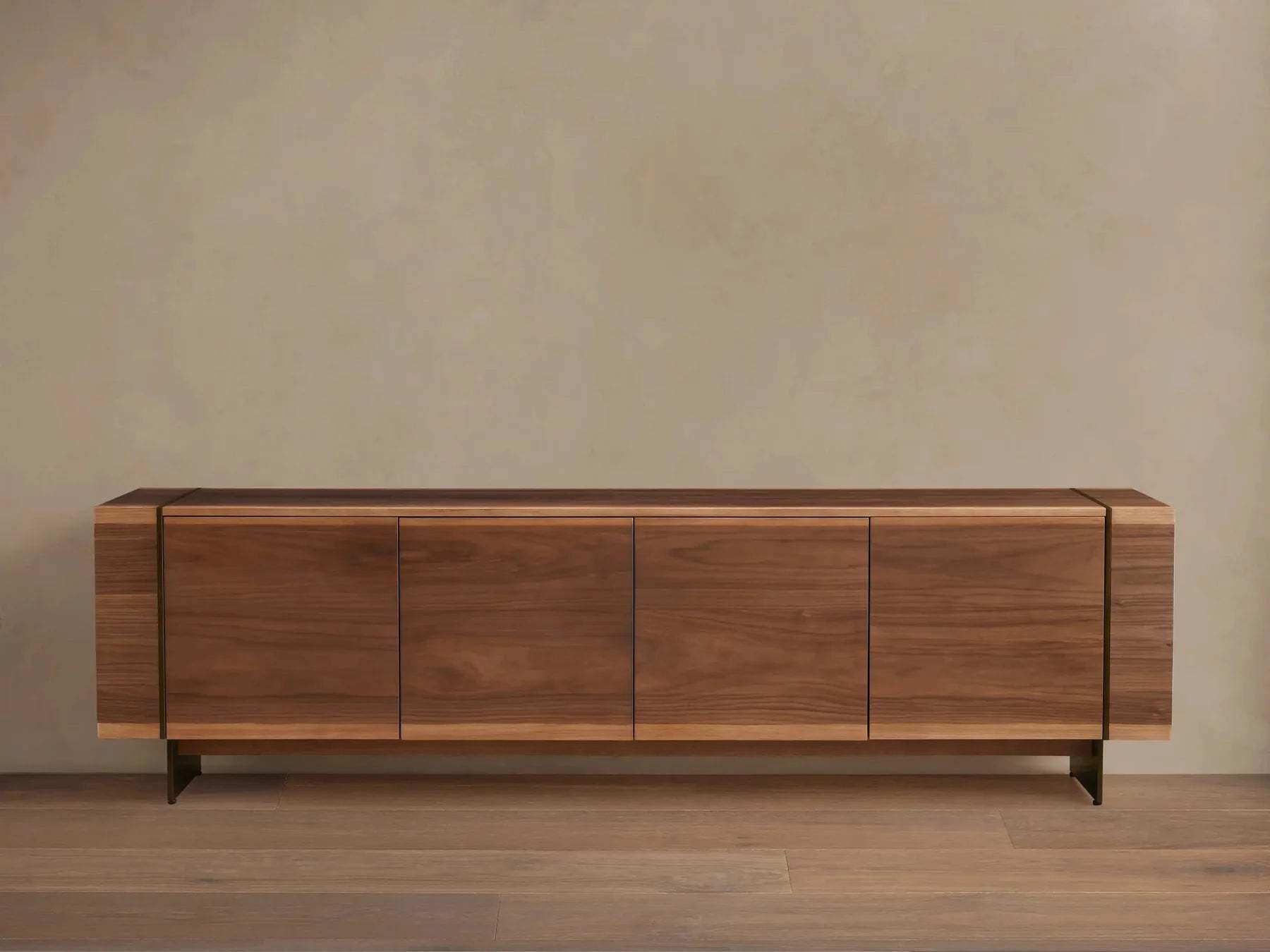 Mihaela Media Console