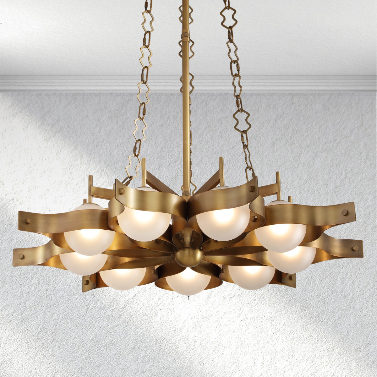Decolume Sculptural Brass Chandelier-Fullstarlighting