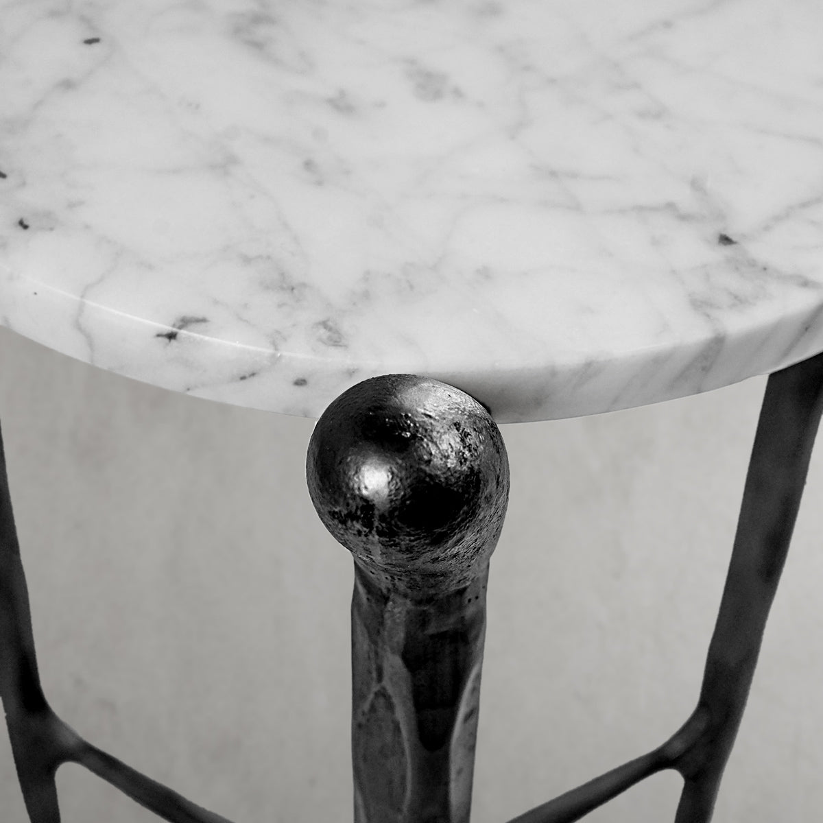Thaddeus Round Horn Marble Coffee Table & Side Table-Fullstarlighting