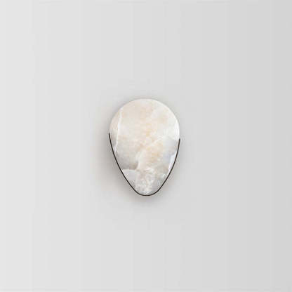 Alabaster V Wall Sconce-Fullstarlighting